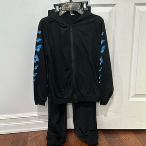 Butterfly track suit for girls